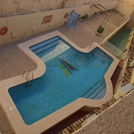 Apartmán Sunrise Beachfront By The Marina